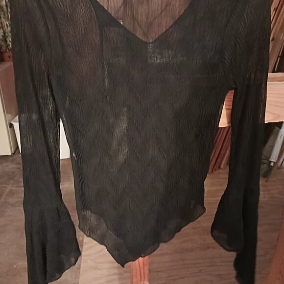 Top - Picture 4 of 4